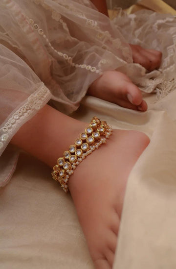Sharvani Sparkling Desire Kundan Anklet