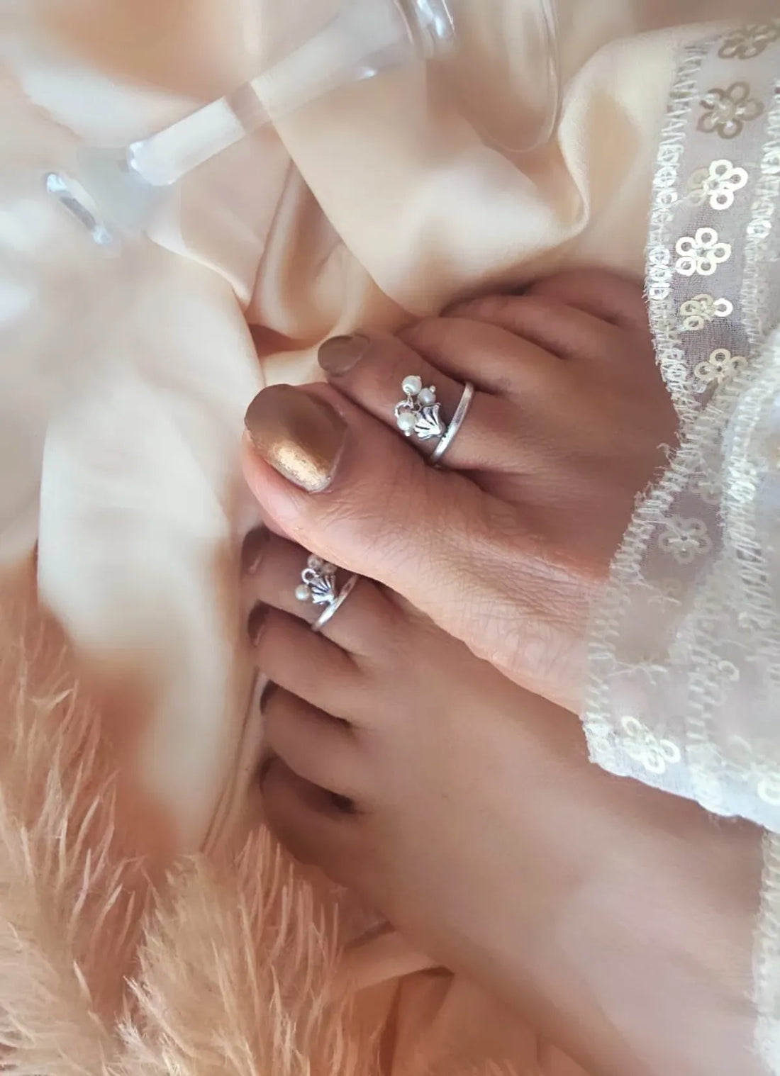 Mrinalini Pearl Whisper Mystic Bloom Toe Ring