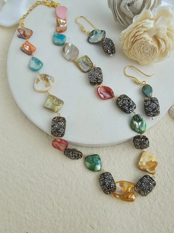 Raina Ethereal Shine Mother-Of-Pearl Necklace Set