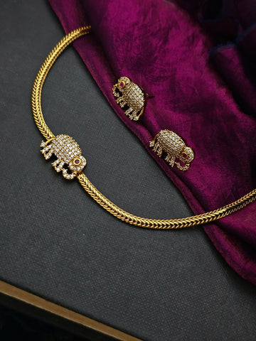Trunk Treasure AD Necklace Set