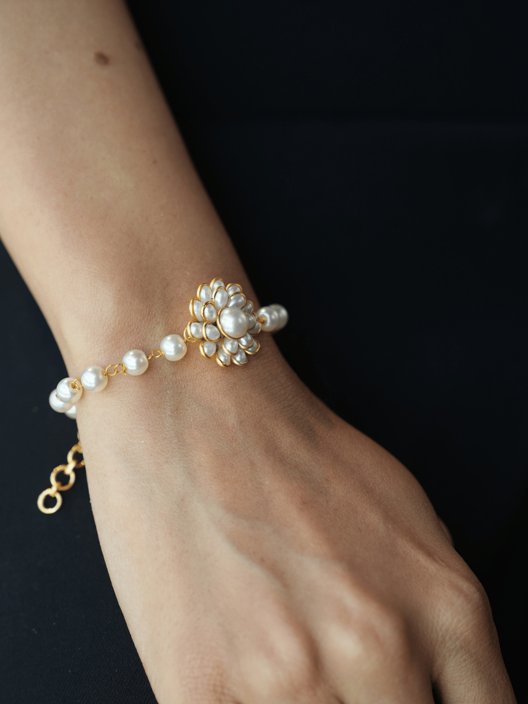 Timeless Aura Pearl Bracelet