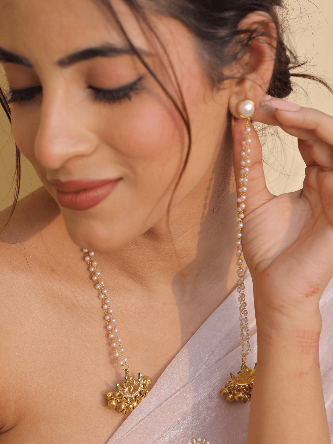 Linear Lustre Long Earring