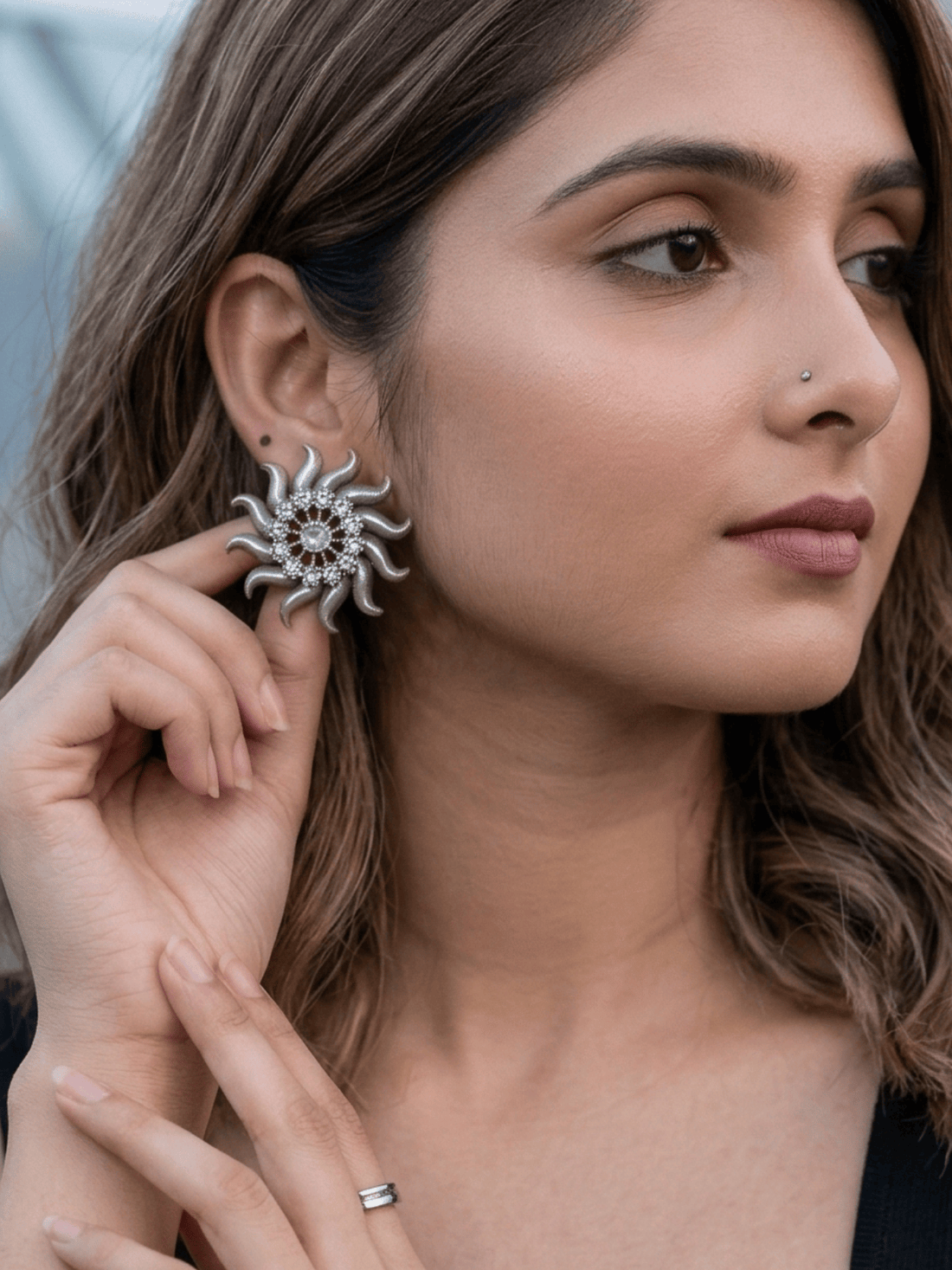 Beautiful sun flower shaped stud