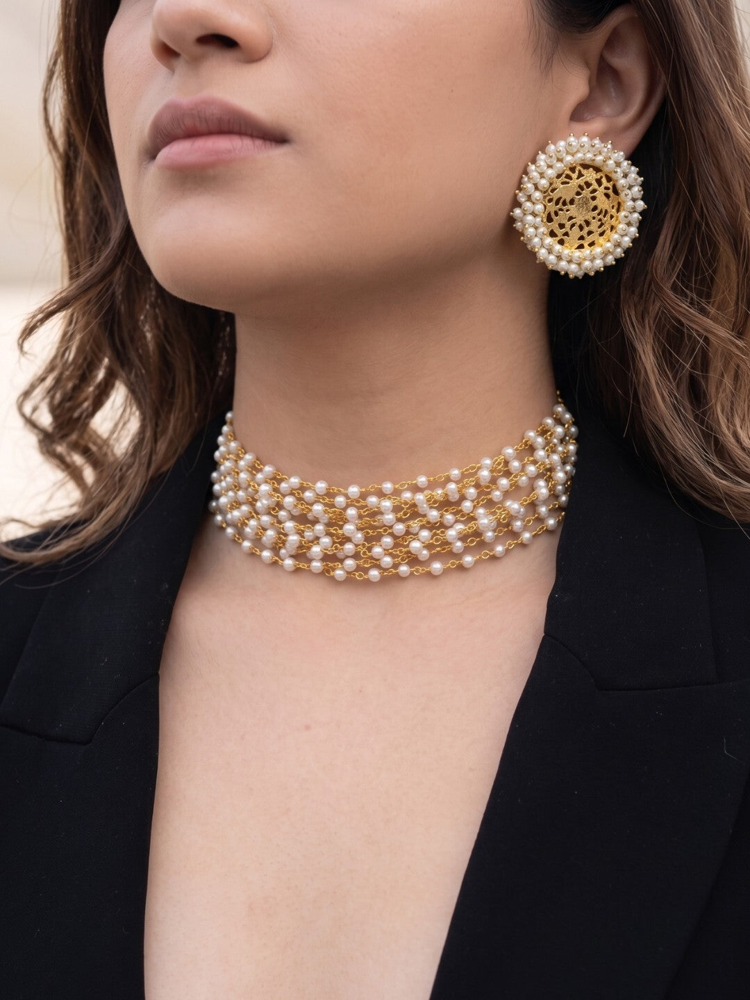Samaira Timeless Opulent Pearl Embrace Choker Set