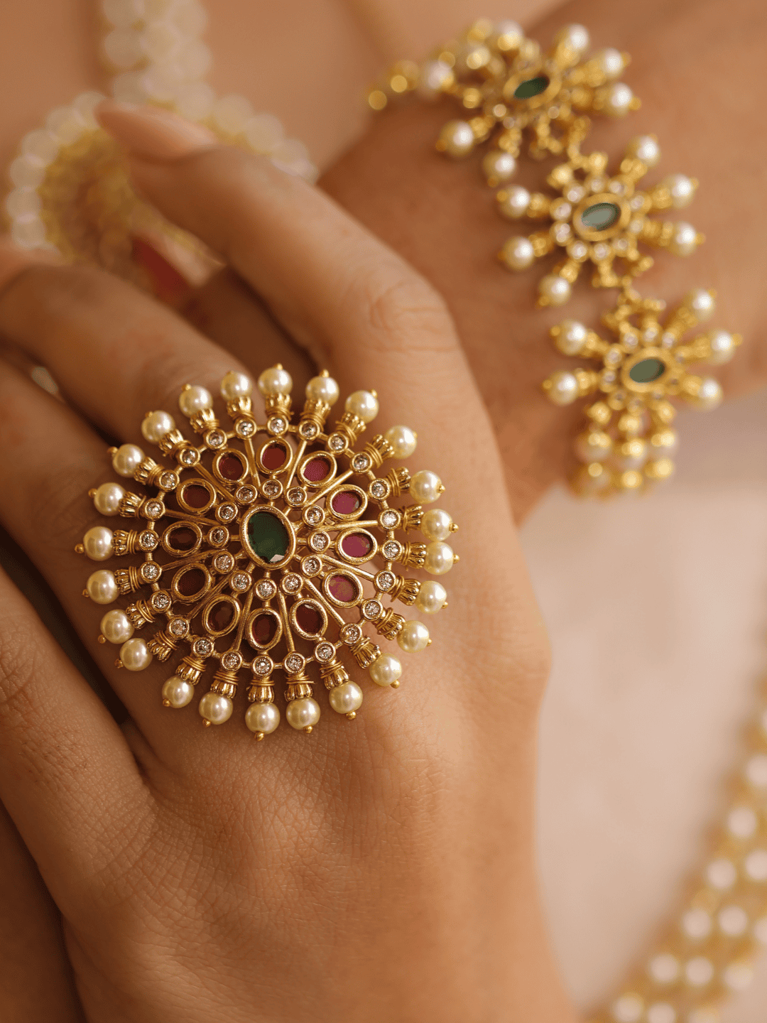 Grace Glow Finger Ring