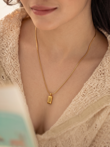 Classy Cube Pendant Necklace