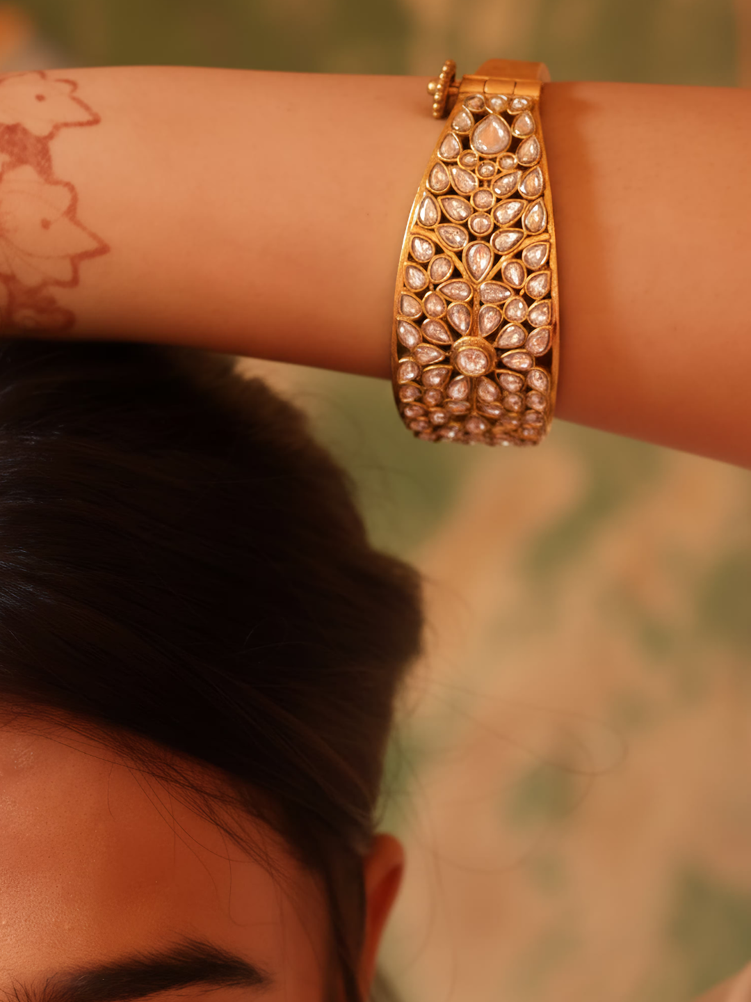 Golden Petal Gleam Bracelet