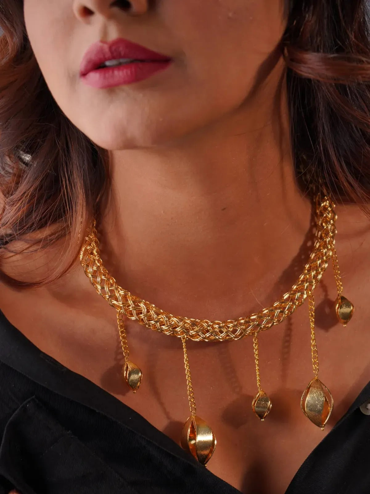 Tahlia Aurelia Luxe Dangling Tear Drop Necklace