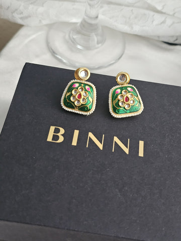 Meadow Charm Carved Earrings