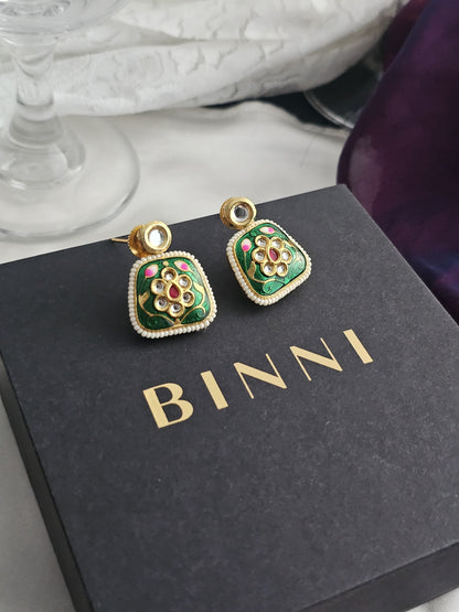 Meadow Charm Carved Earrings