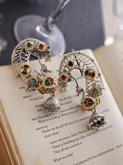 Regal Plumage Ear Cuff