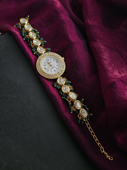 Onyx Charm Kundan Circle Dial Watch