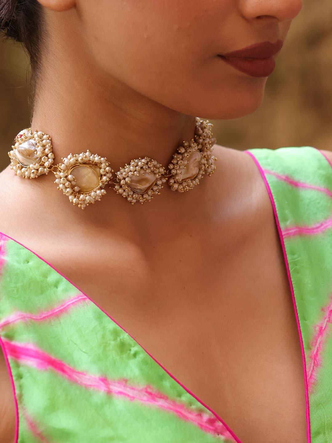 Lustre MOP Charm Necklace Set