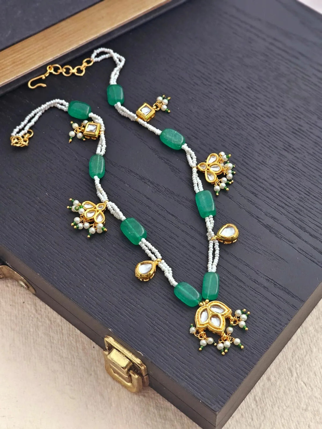 Luminous Quartz Stone Necklace With Kundan Accents