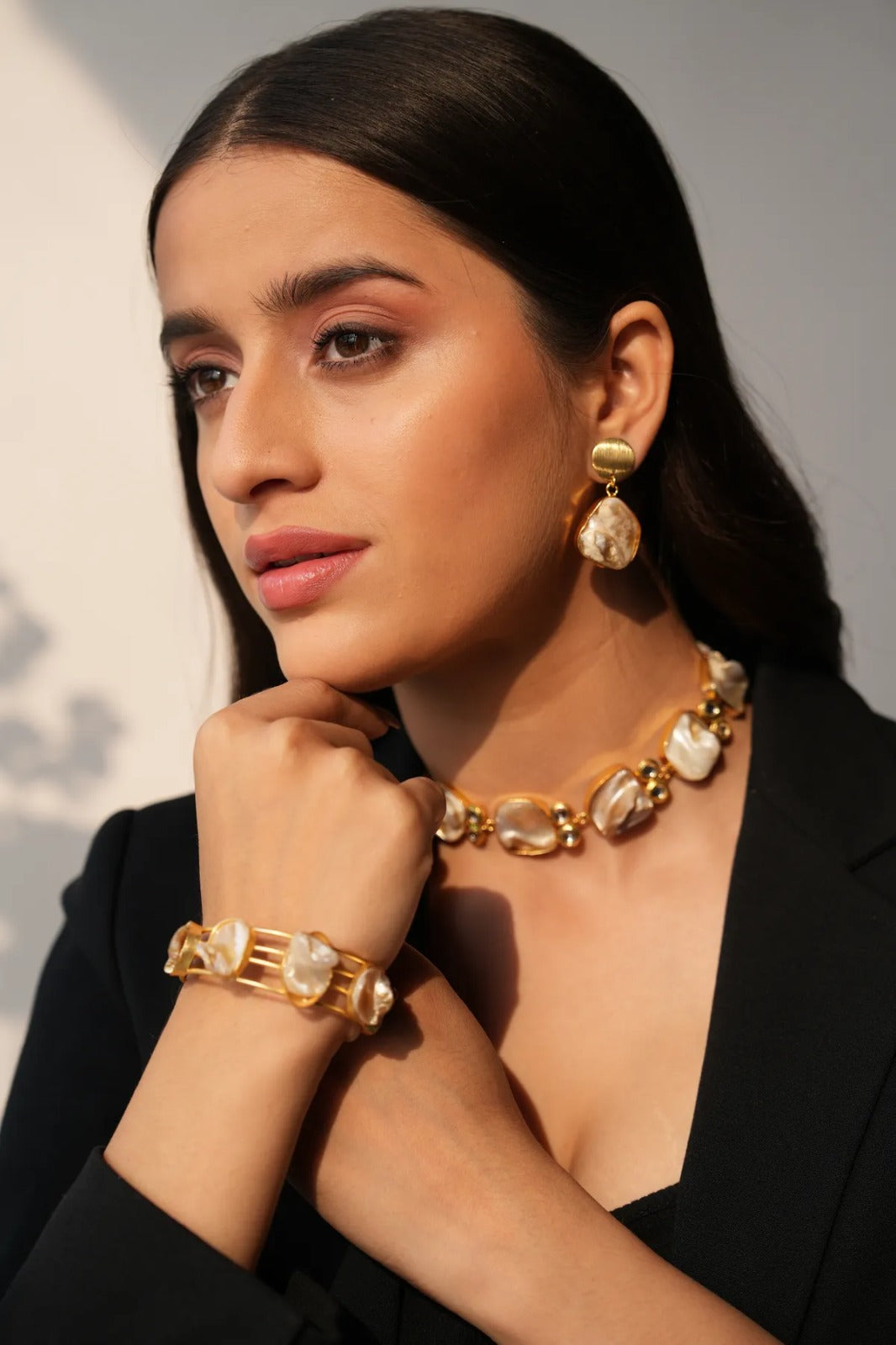 Elara Luxe Mother-of-Pearl Jewelry Set