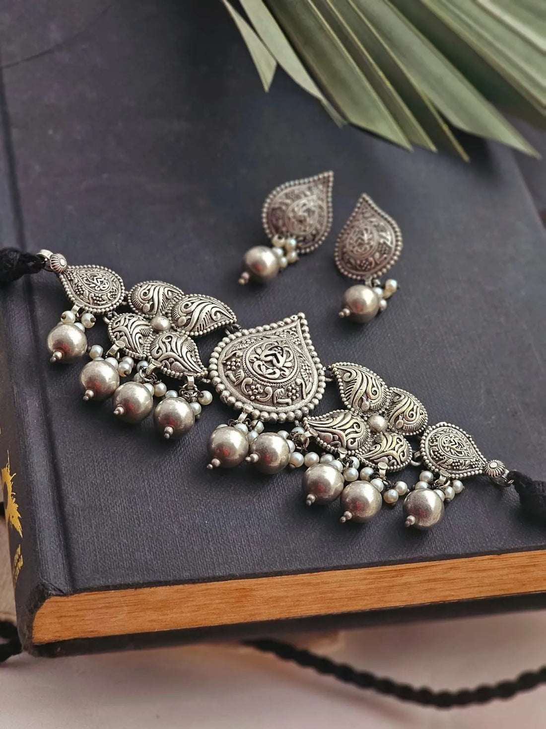 Aarohi Teardrop German Silver Choker Set