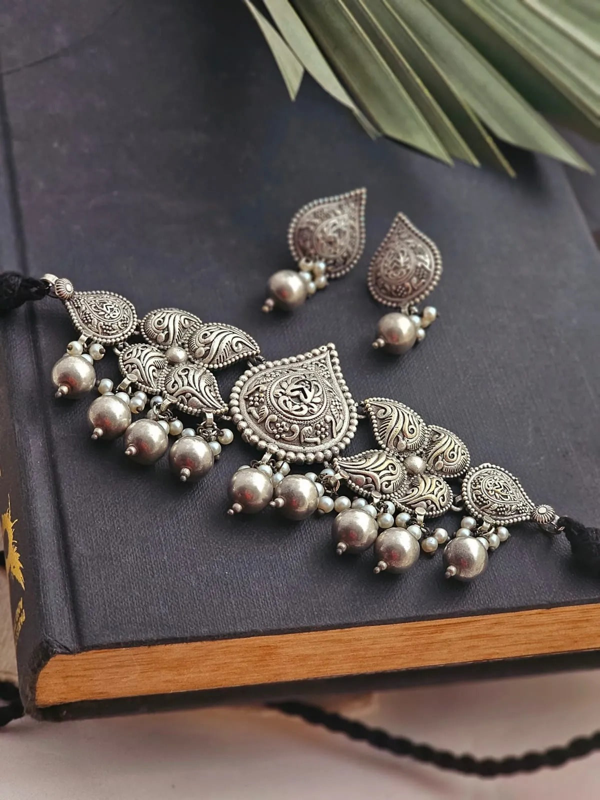 Aarohi Teardrop German Silver Choker Set