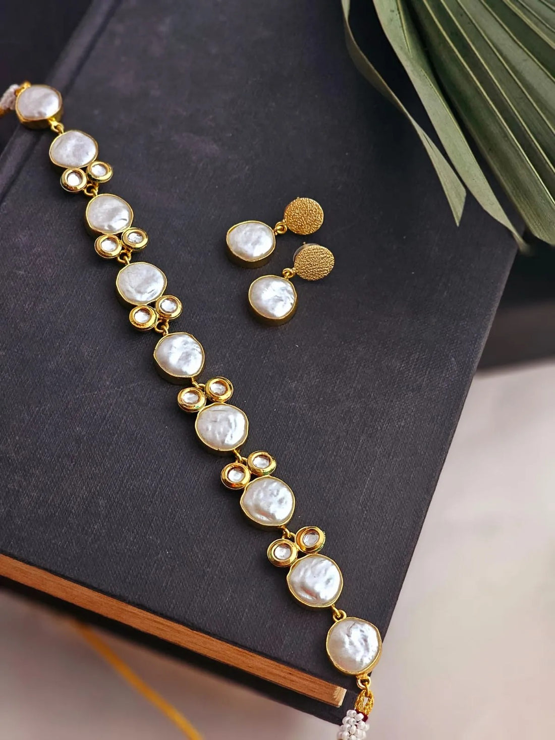 Perlaise Lustrous Mother-Of-Pearl Brass Choker Set