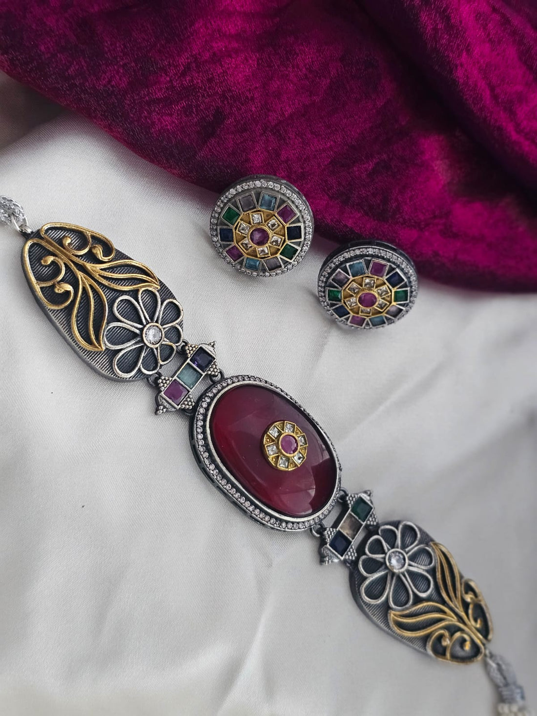 Crimson Crown Enamel Choker Set