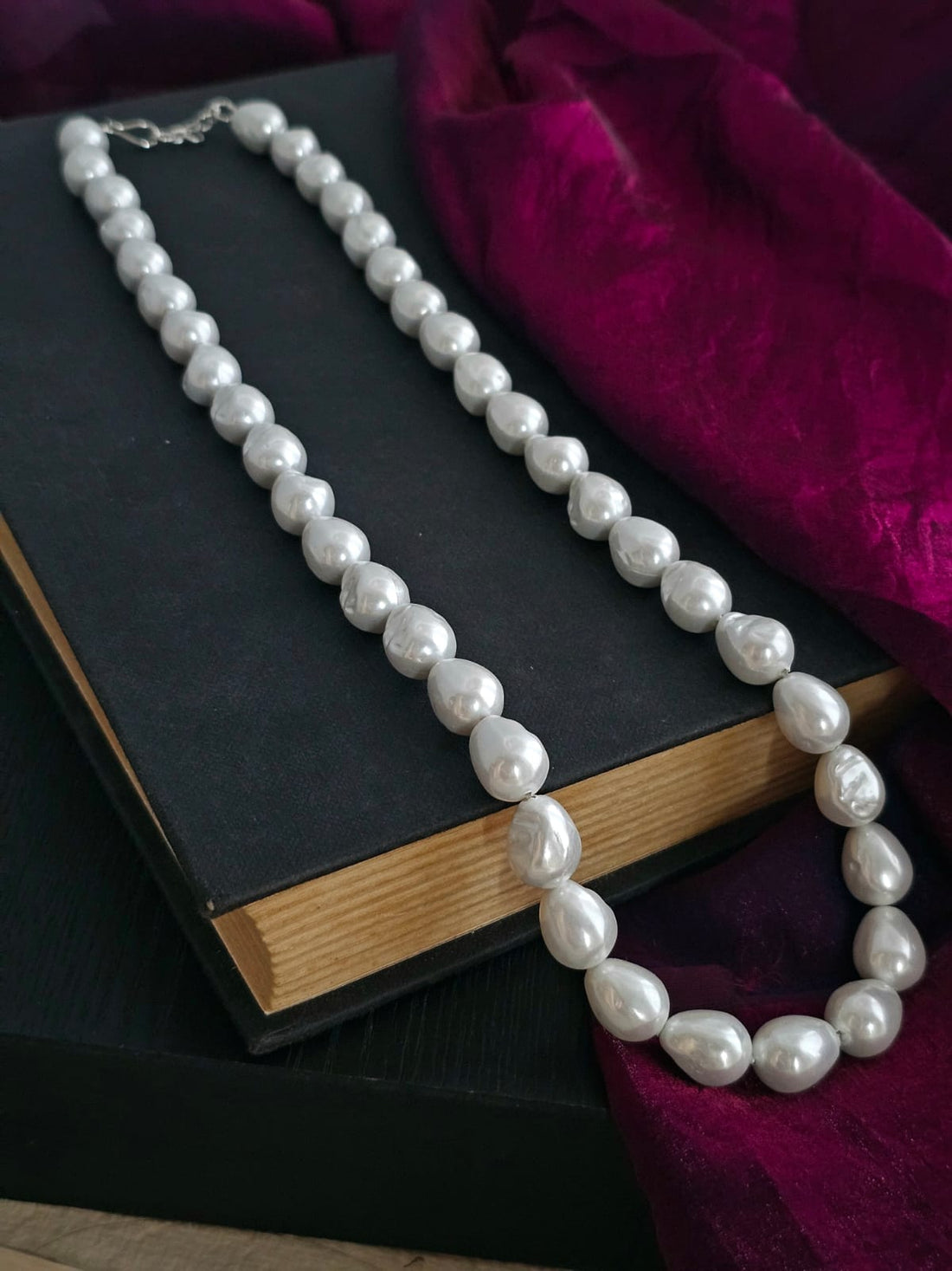 Luna Line Mother of Pearl Necklace