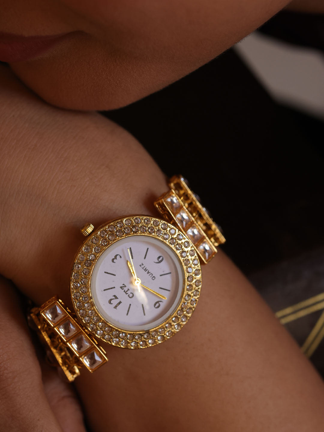 Kundan Elegance Bracelet Watch