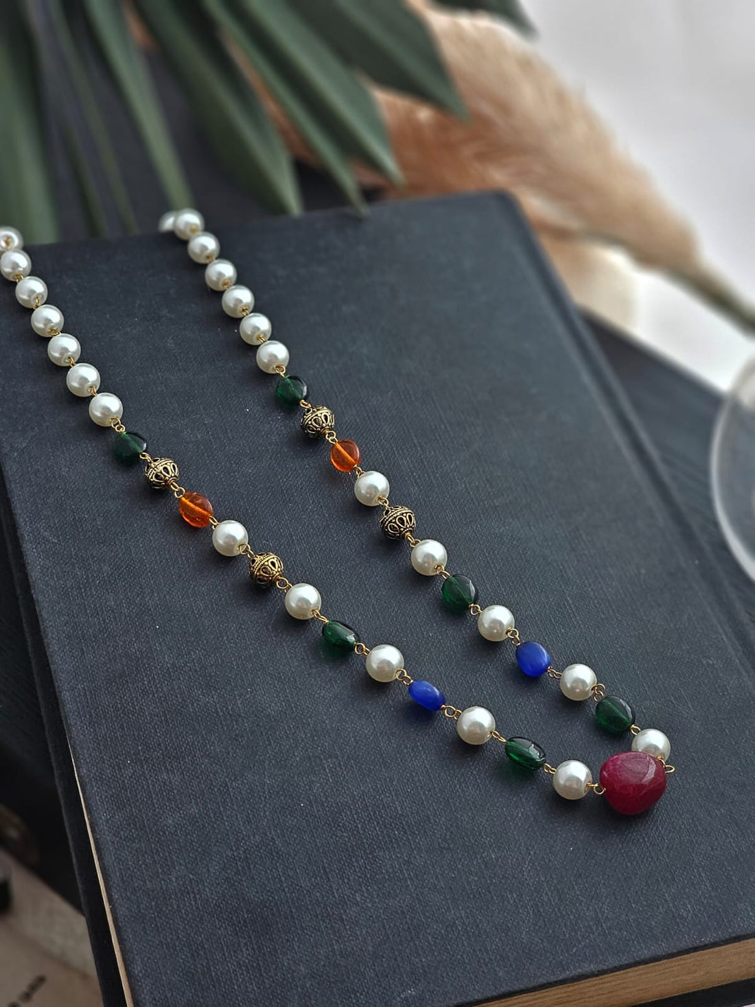 Lustrous Pearl Necklace