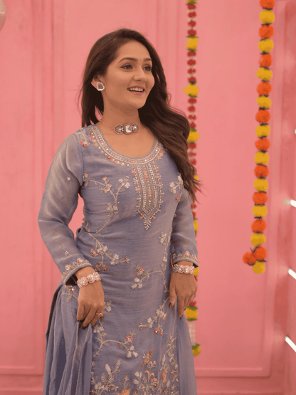 Arnika Timeless Radiance Kundan Pendant Necklace Set