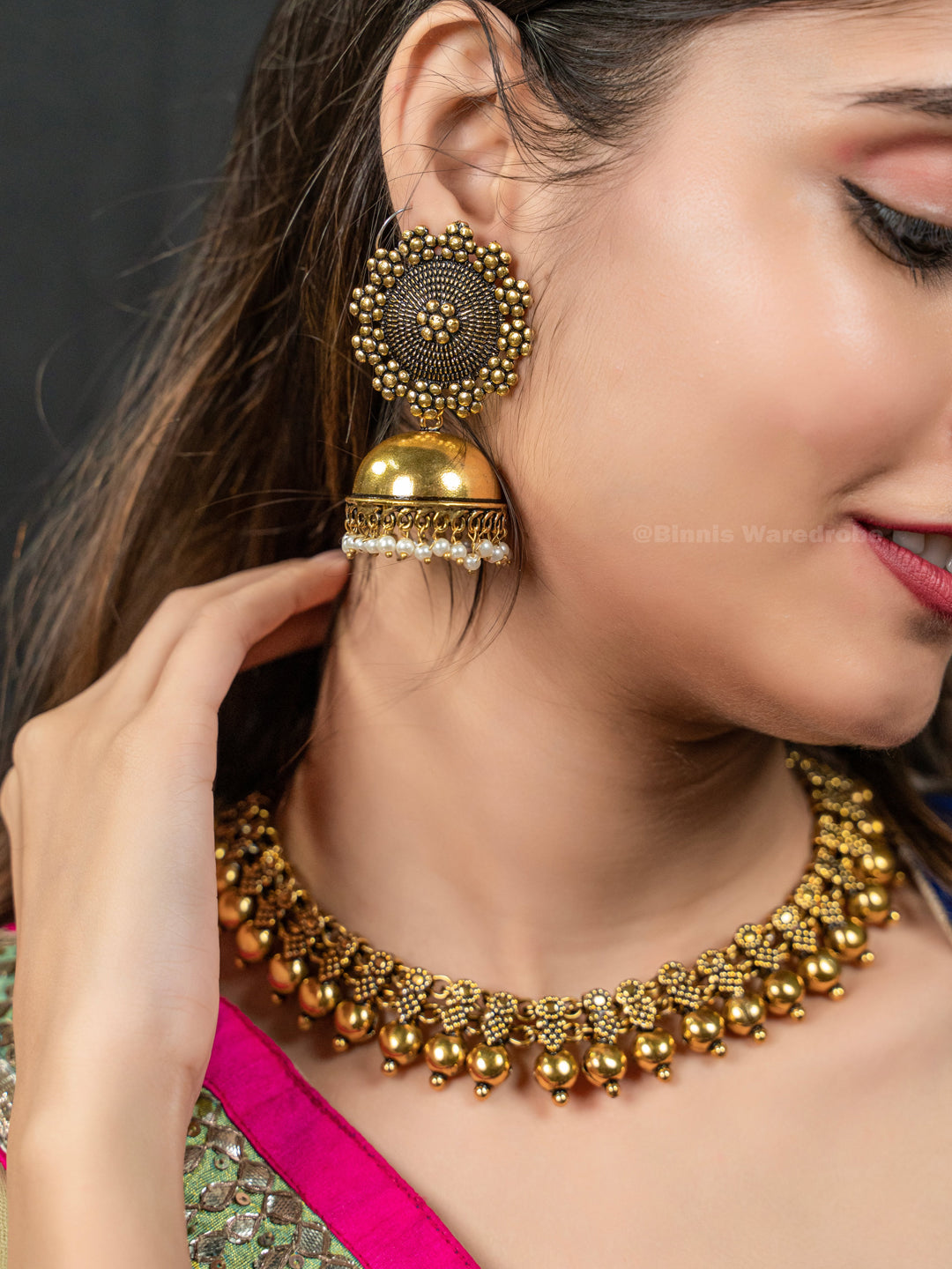 Tarini Golden Necklace Set