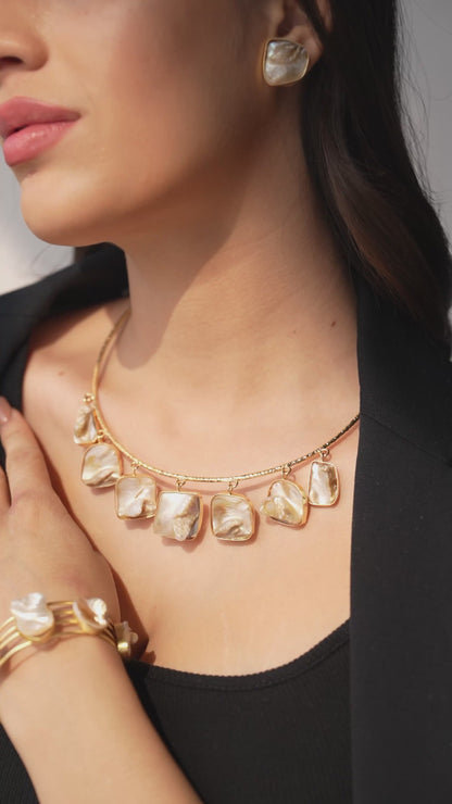 Eliana Gleaming Mother-Of-Pearl Necklace Set