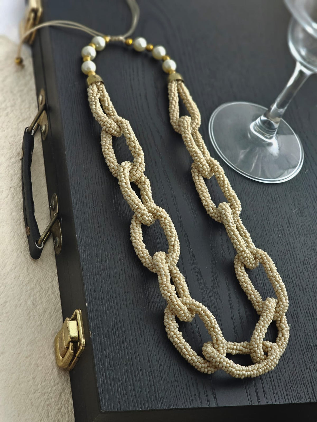New chain type necklace